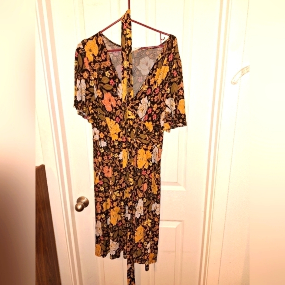 JM Collection Brown Orange Floral Dress Size 16